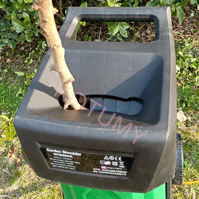 50L Electric Wood Shredder Electric Crusher Garden Tool Multifunctional Shredder of Branches of Leaves Wood Crusher 2400W - Image 4